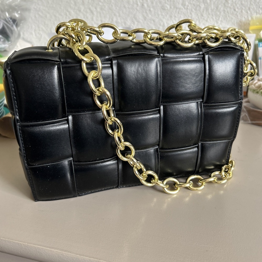 Black Leather Crossbody Small Handbag Cassette Gold Chain